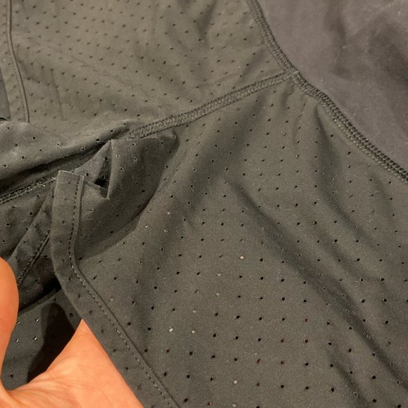 LuluLemon Speed Short (Perforated 2.5") - Picture 2 of 7